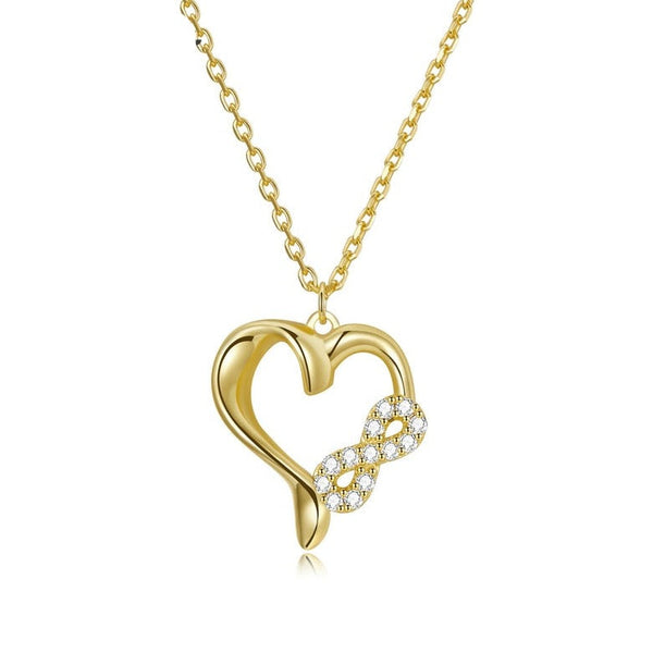 Colar Dourado com Pingente de Coração